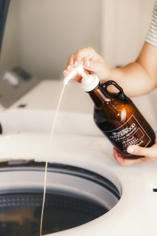 AMBER LAUNDRY SOAP PUMP