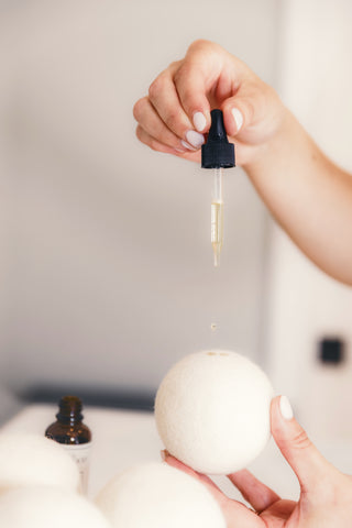 WOOL DRYER BALLS (SET OF 4)